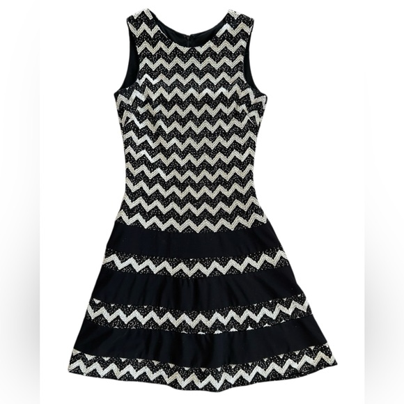 Betsey & AdamWomens Black/Gold/Cream Chevron Stripe Sleeveless Party Dress 10